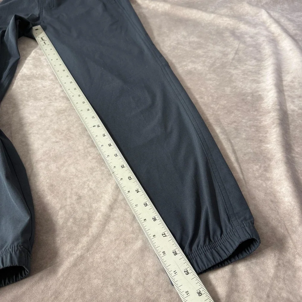 Kuhl Freeflex Jogger Pants Mens Small Gray Softshell Hiking Zip Pockets‎ Stretch